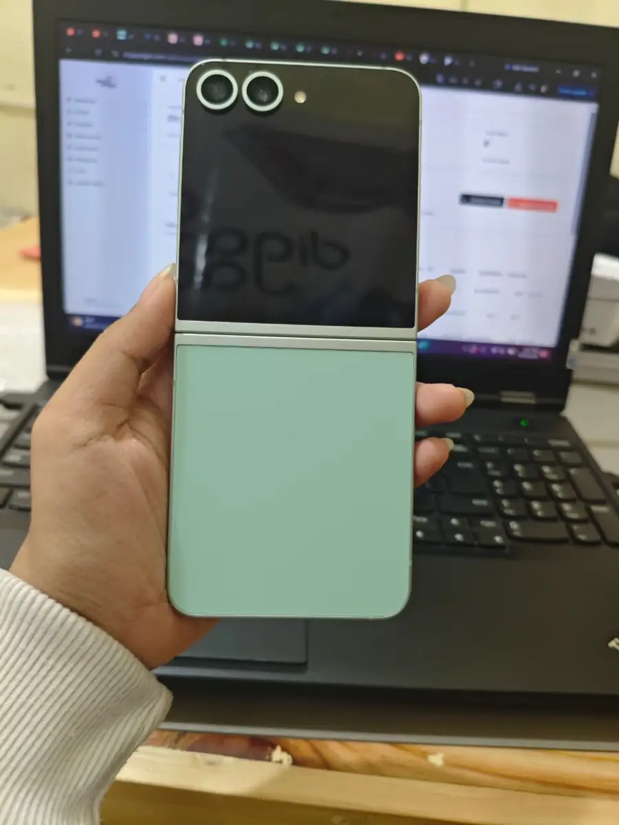 SAMSUNG GALAXY Z FLIP 6 256 GB